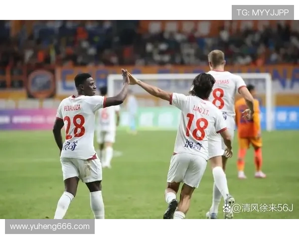 广州足球队在洲际杯积分榜中以85分稳居第一名展现强大实力 广州足球队在洲际杯积分榜中以85分稳居第一名展现强大实力