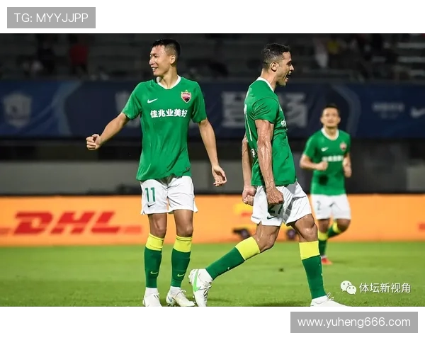 武汉足球队以96分领跑冠军赛积分榜展现强劲实力与团队合作精神 武汉足球队以96分领跑冠军赛积分榜展现强劲实力与团队合作精神