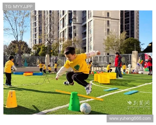 科学足球灵活性训练方法探索提升运动员竞技水平的有效策略