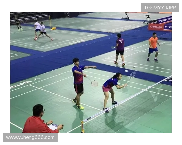 重庆羽毛球队与成都羽毛球队赛后复盘团队协作的成功与不足分析